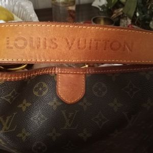 Louis Vuitton  handbag